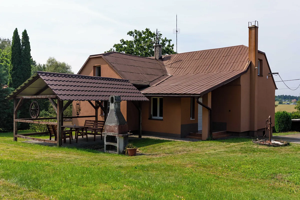 Prodej rodinného domu 145 m², pozemek 3272 m²